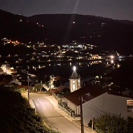 Casa Da Amendoeira Covelinhas Vendégház Peso da Régua