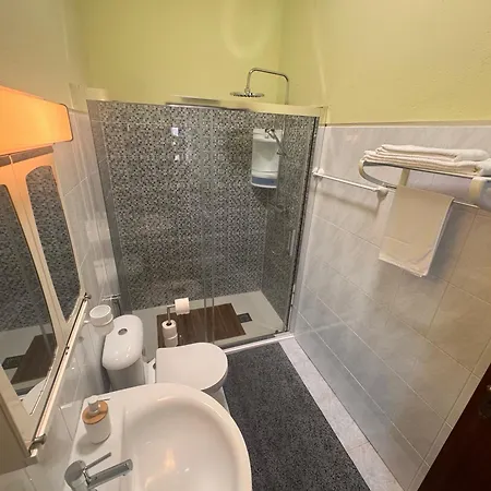 Casa Da Amendoeira Covelinhas 4*