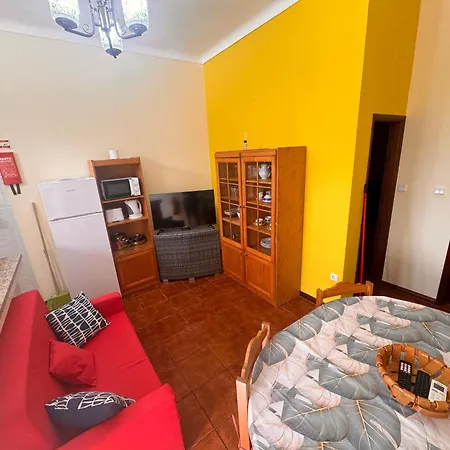 Pensjonat Casa Da Amendoeira Covelinhas 4*