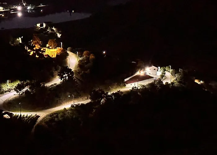 Casa Da Amendoeira Covelinhas 4* Peso da Régua