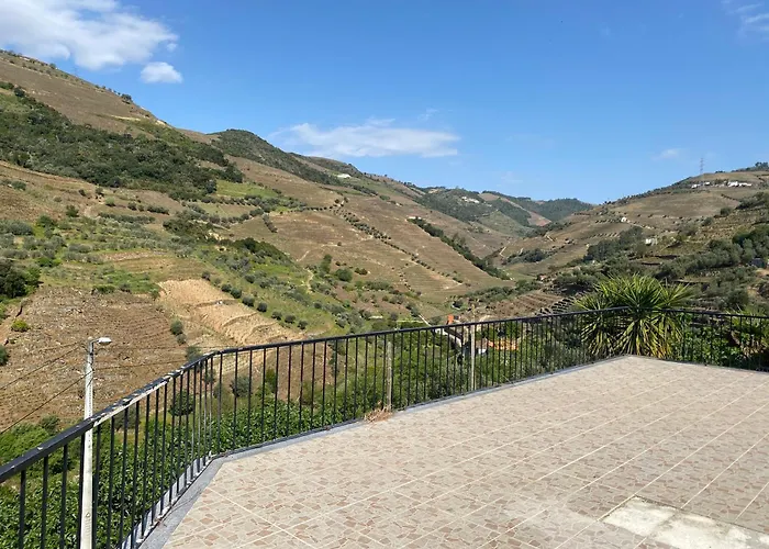 Casa Da Amendoeira Covelinhas Guest house